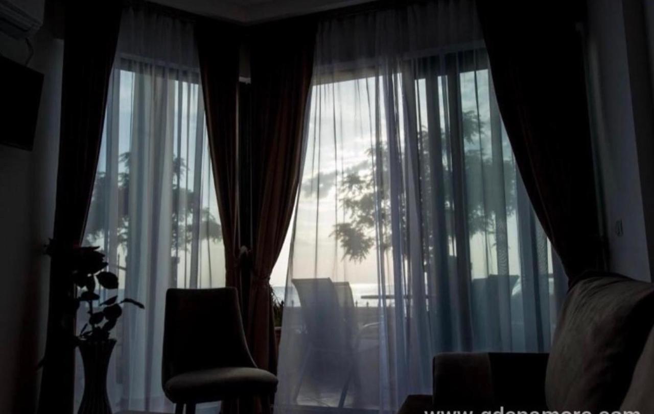 Delux Apartmani Dobra Voda Esterno foto