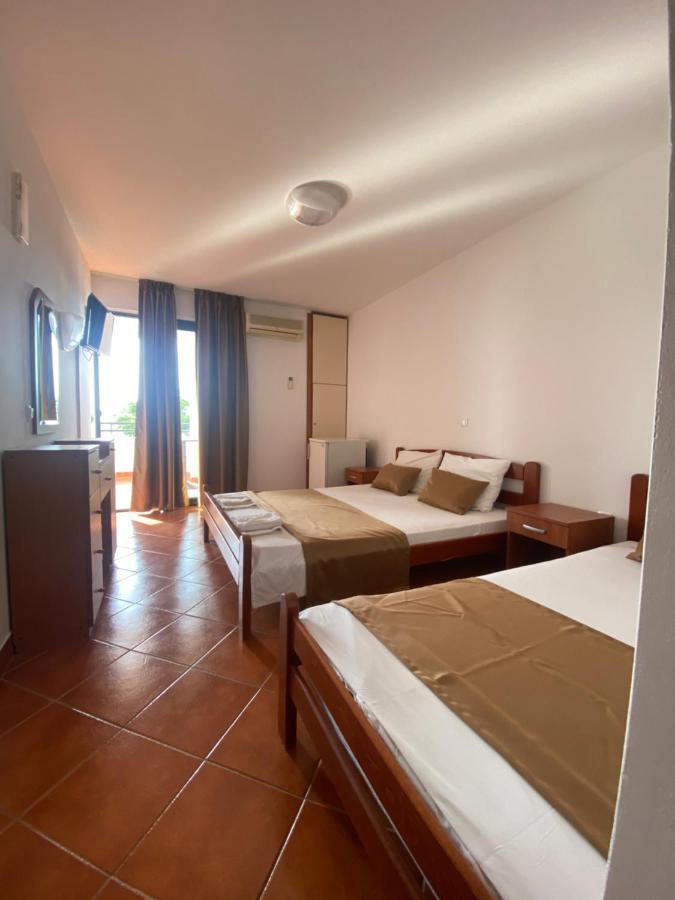 Delux Apartmani Dobra Voda Esterno foto