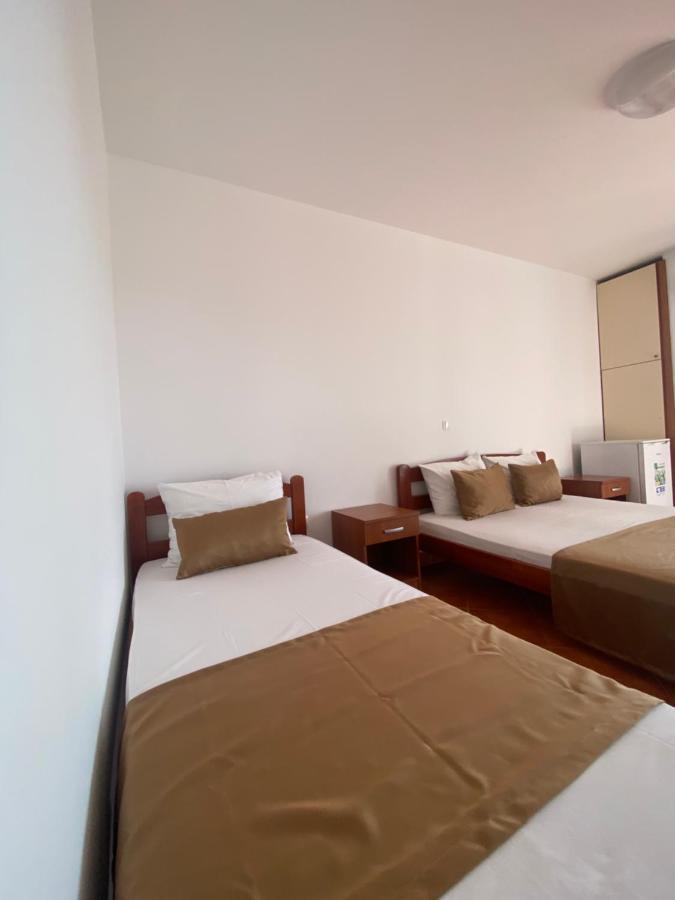 Delux Apartmani Dobra Voda Esterno foto