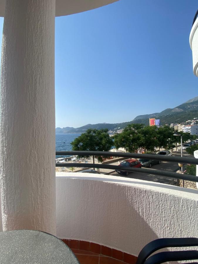 Delux Apartmani Dobra Voda Esterno foto